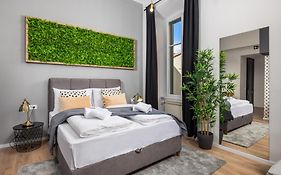 Molo Longo - Downtown Apartments